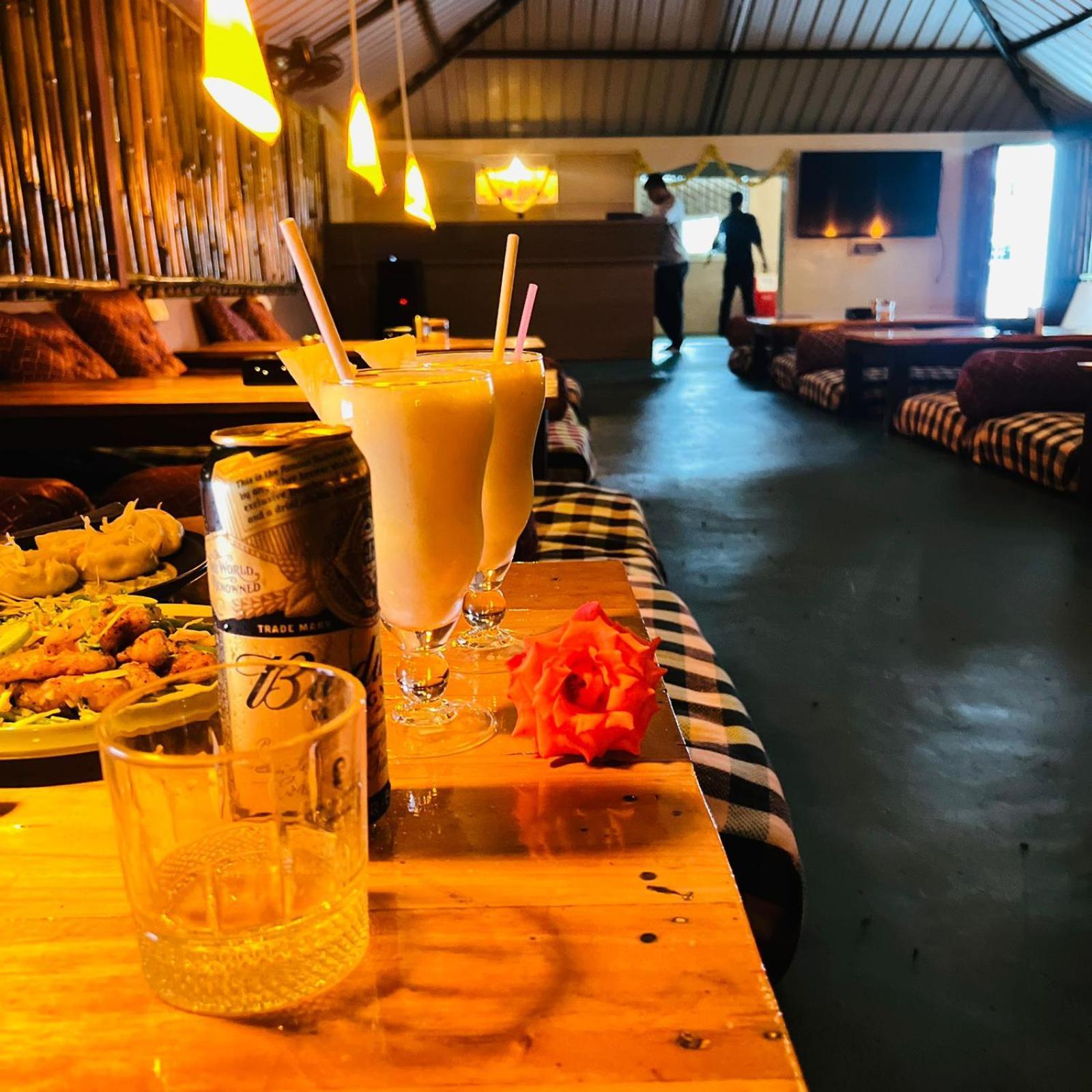 Hampi Village Resort & Tutti Cafe Екстер'єр фото