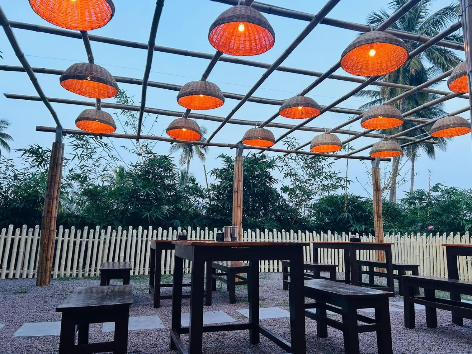 Hampi Village Resort & Tutti Cafe Екстер'єр фото